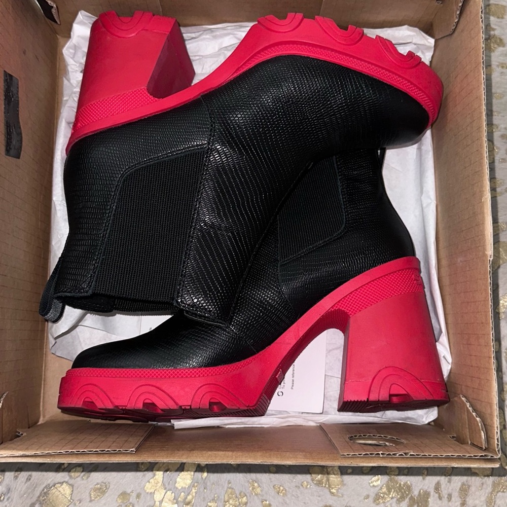 Sorrel Black with Red bottoms Women's Boots